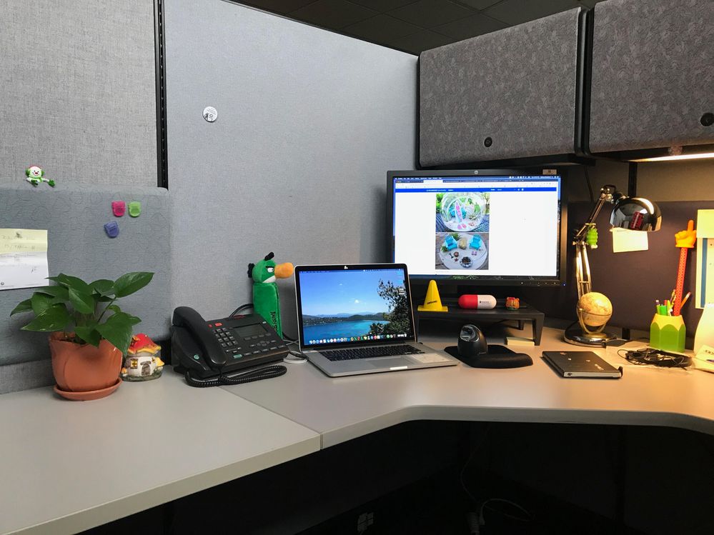 My desk.jpg