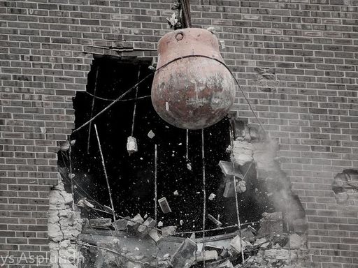 wreckingball.jpg
